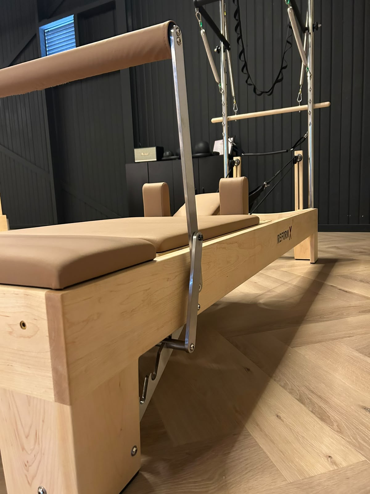ReformX Tower Reformer Pro - De Ultieme Pilates Ervaring - ReformX